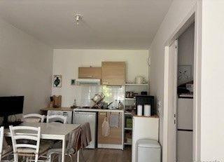 
                                                Location
                                                 Beau T2 42m² avec loggia de 3m²