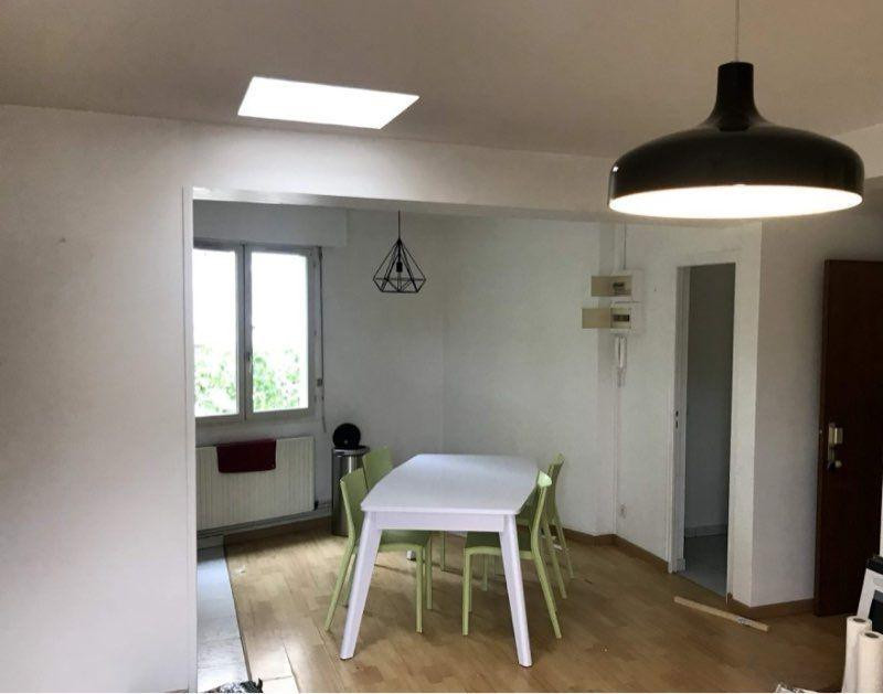 
                                                Location
                                                 Beau T2 42m² meublé et équipé + Parking