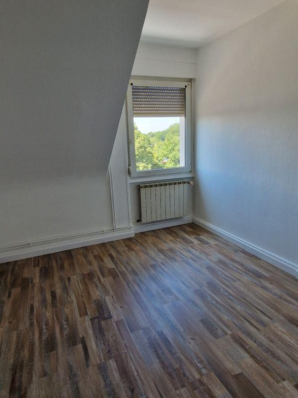 
                                                Location
                                                 Beau T2 42m2