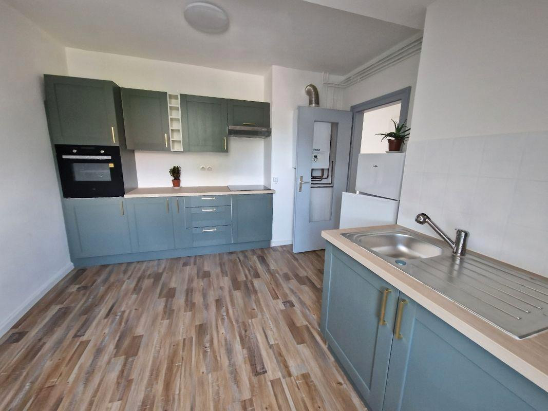 
                                                Location
                                                 Beau T2 42m2