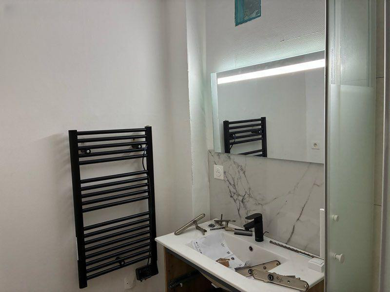 
                                                Location
                                                 Beau T2 43m² au calme rénové