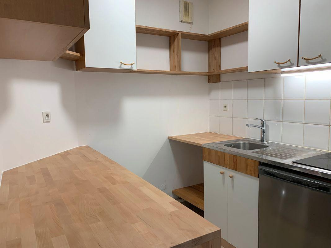 
                                                Location
                                                 Beau T2 44m²