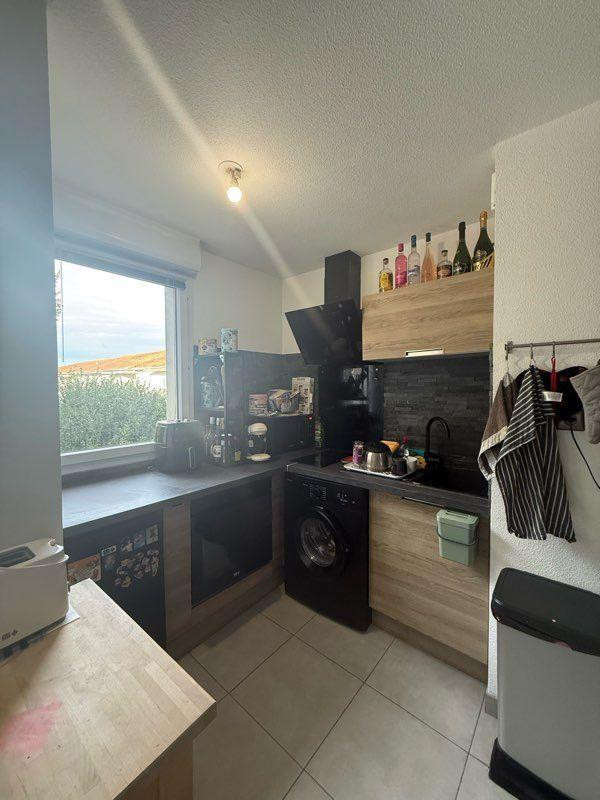 
                                                Location
                                                 Beau T2 44m² meublé lumineux