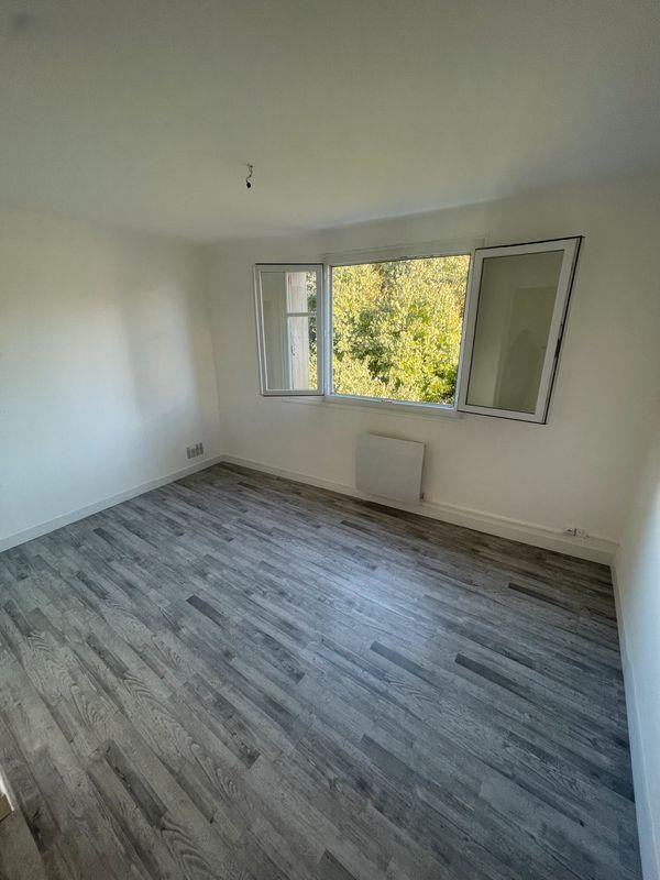 
                                                Location
                                                 Beau T2 47m² avec loggia