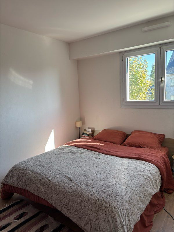 
                                                Location
                                                 Beau T2 47m² meublé lumineux rénové avec balcon