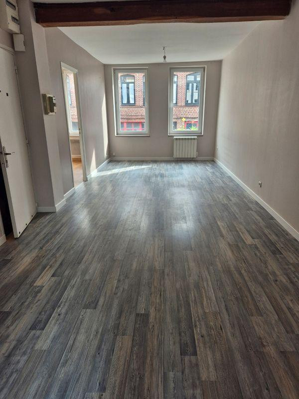 
                                                Location
                                                 Beau T2 50m² quartier Saint Michel