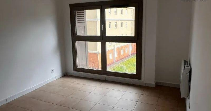 
                                                Location
                                                 Beau T2 51m² rénové Proche Parking Carnot