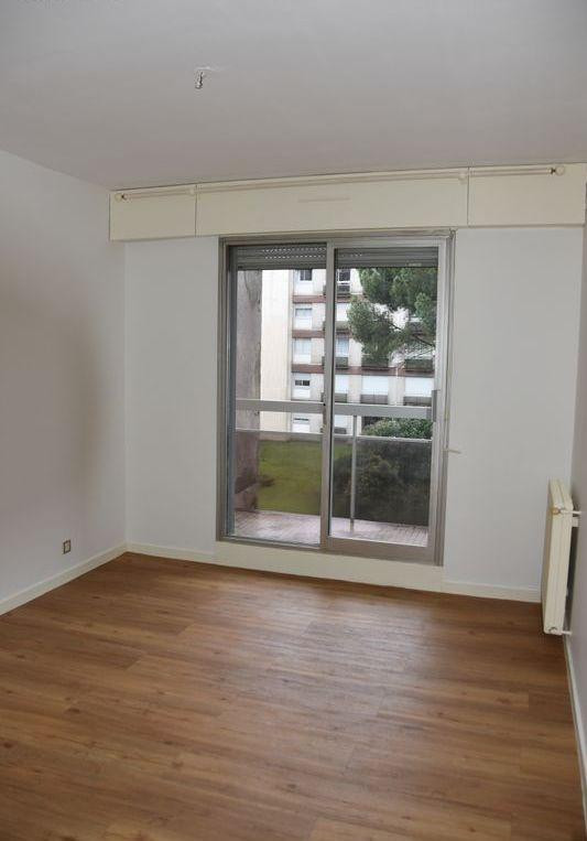 
                                                Location
                                                 Beau T2 52m² Quartier Tivoli avec 2 balcons