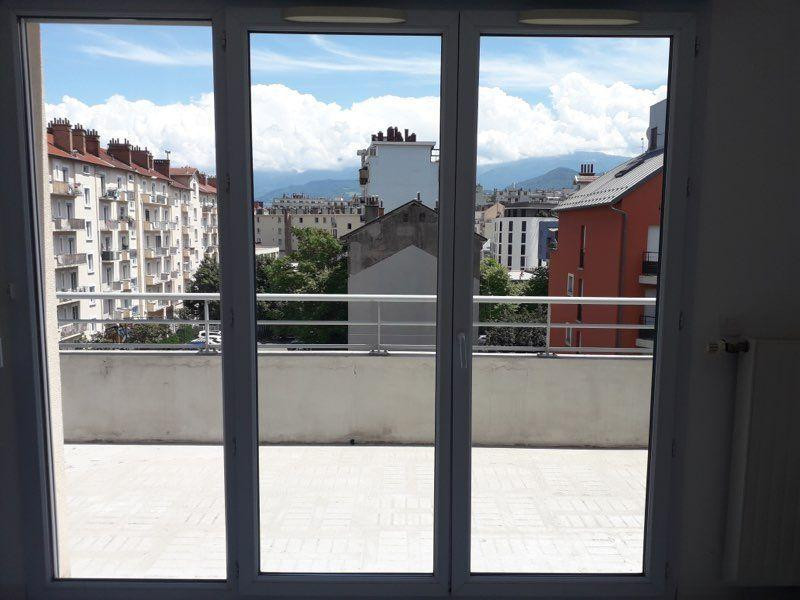 
                                                Location
                                                 Beau T2 57m² avec balcon et parking