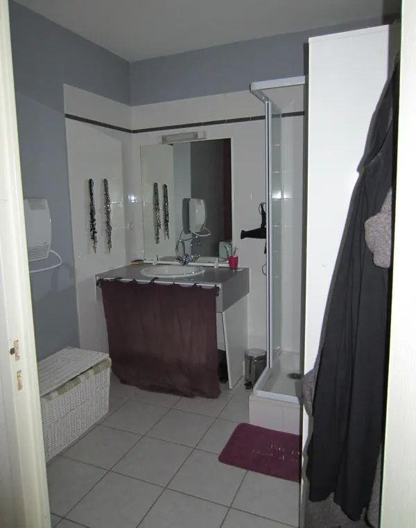 
                                                Location
                                                 Beau T2 62m² climatisé avec terrasse 10m²