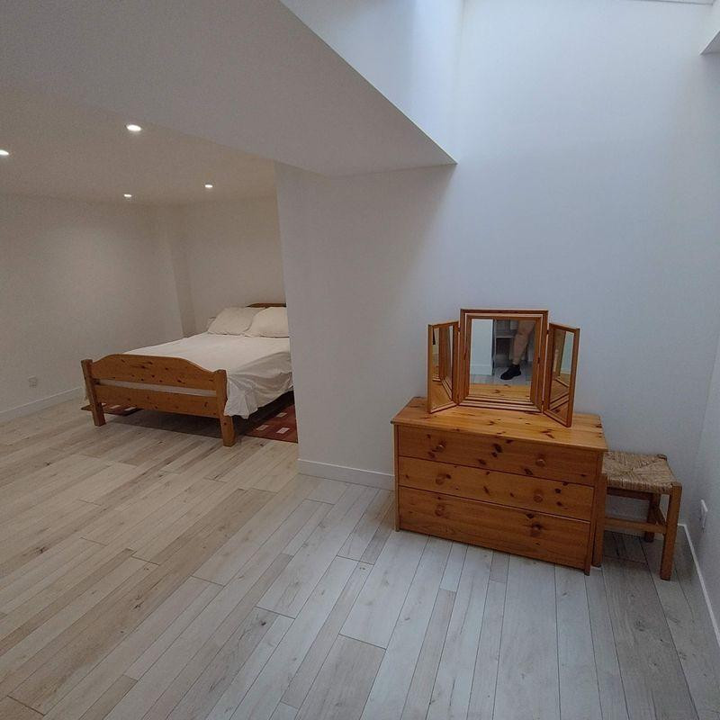 
                                                Location
                                                 Beau T2 62m² meublé entièrement neuf en duplex