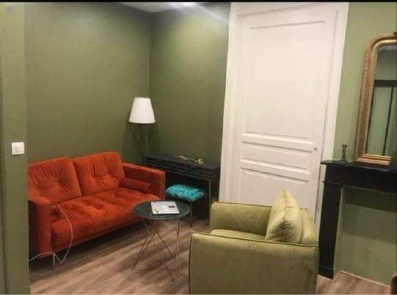 
                                                Location
                                                 Beau T2 entièrement meublé 30m²