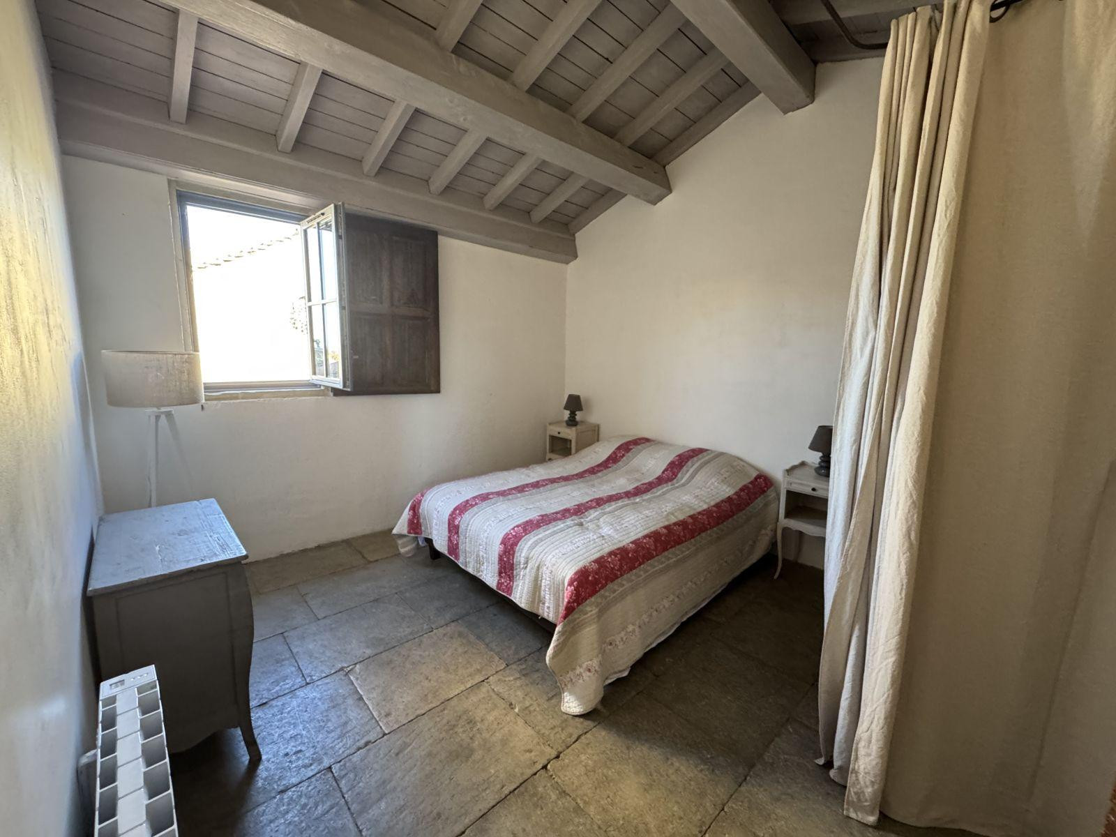 
                                                Location
                                                 Beau T2 lumineux à louer avec terrasse couverte