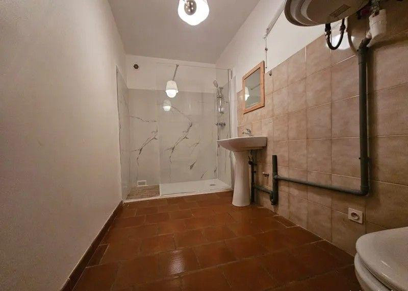 
                                                Location
                                                 Beau T2 lumineux meublé de 43m²