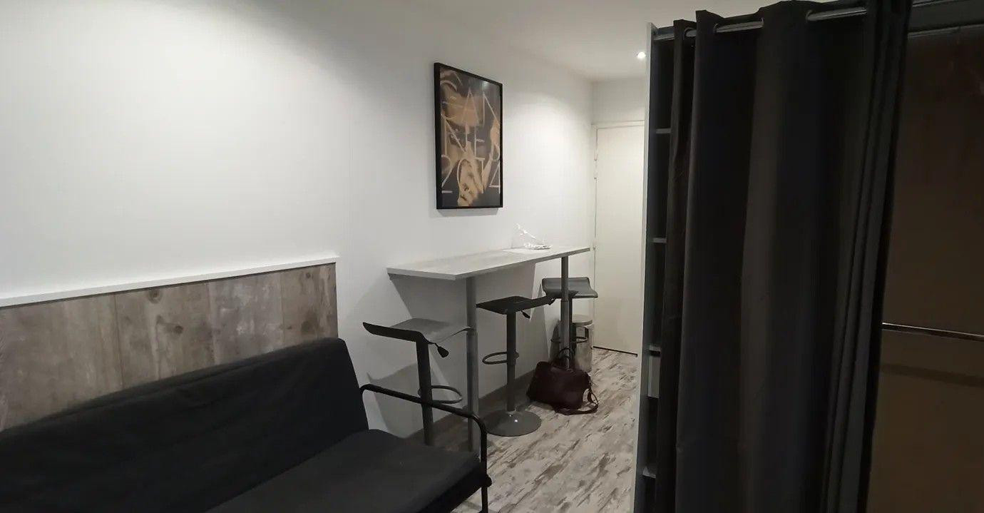 
                                                Location
                                                 Beau T2 meublé 26m² avec terrasse