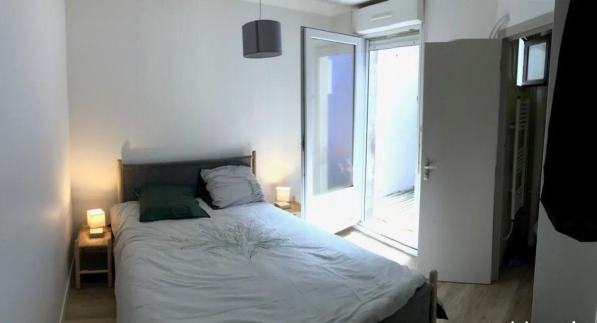 
                                                Location
                                                 Beau T2 meublé 27m² Palais de Justice