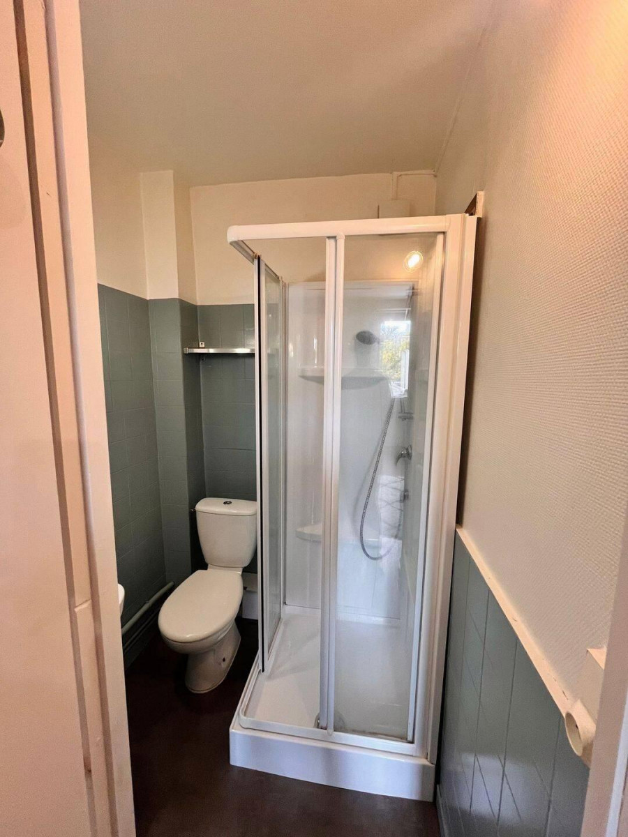 
                                                Location
                                                 Beau T2 meublé 28m² quartier Zola