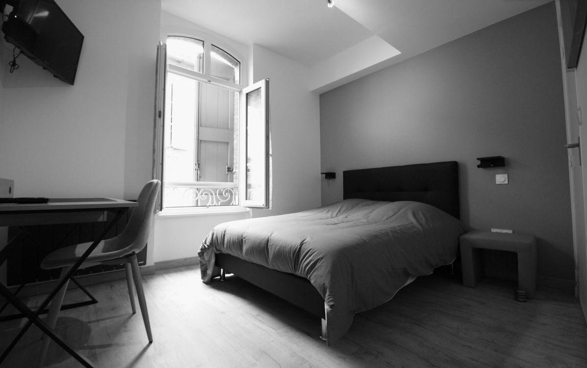 
                                                Location
                                                 Beau T2 meublé 30m² centre ville historique d'Albi