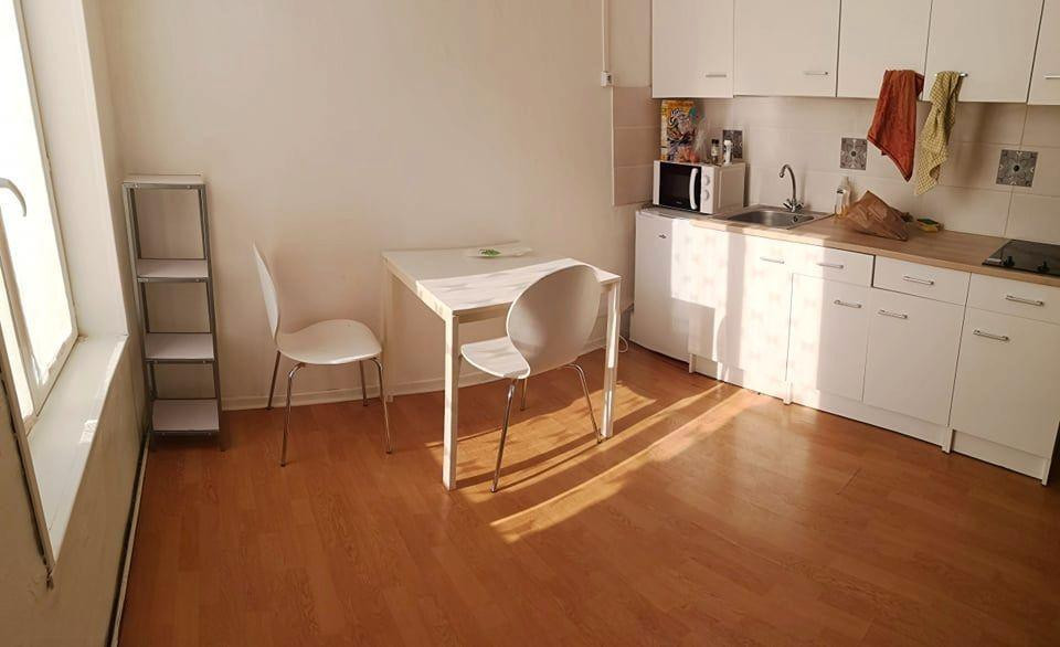 
                                                Location
                                                 Beau T2 meublé 30m² rue Lamartine
