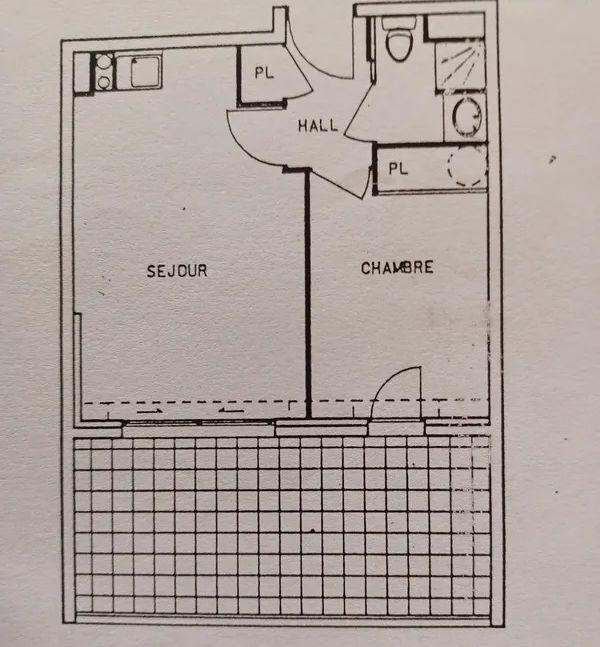 
                                                Location
                                                 Beau T2 meublé 31m² avec grande terrasse 15m²