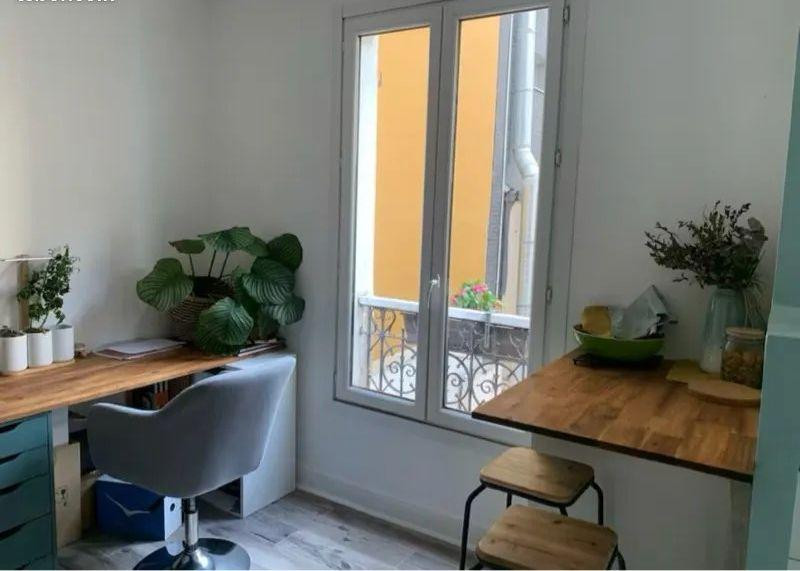 
                                                Location
                                                 Beau T2 meublé 31m² Clichy proche métro