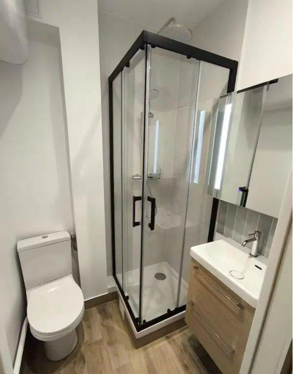 
                                                Location
                                                 Beau T2 meublé 31m² Clichy proche métro