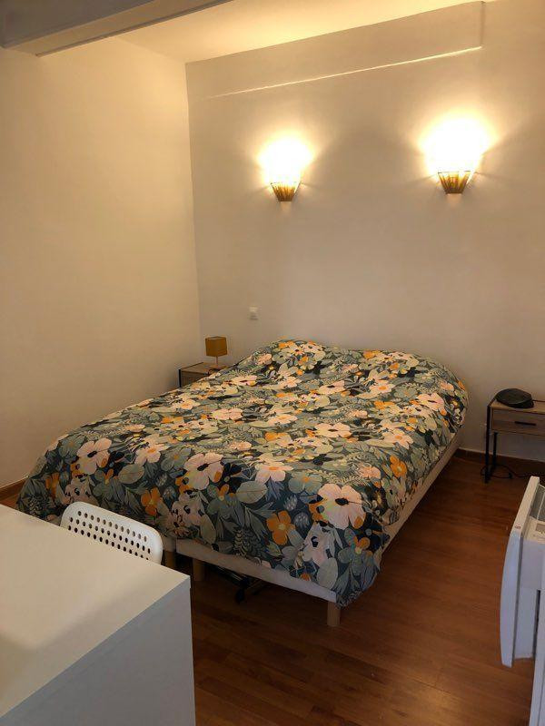 
                                                Location
                                                 Beau T2 meublé 32m² Avignon intramuros