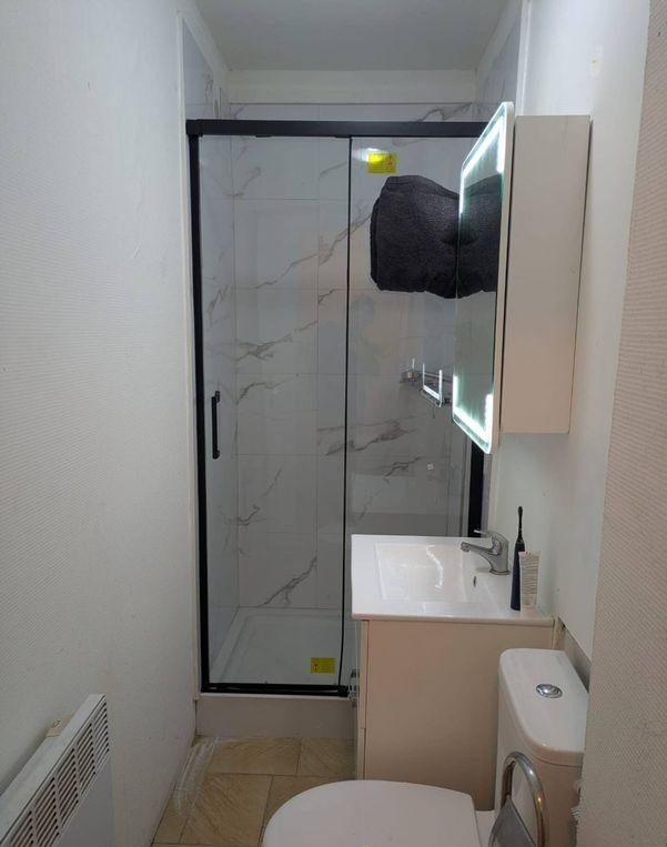 
                                                Location
                                                 Beau T2 meublé 34m² avec cour privée