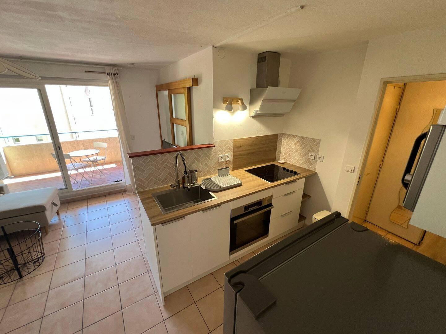 
                                                Location
                                                 Beau T2 meublé 34m² avec terrasse