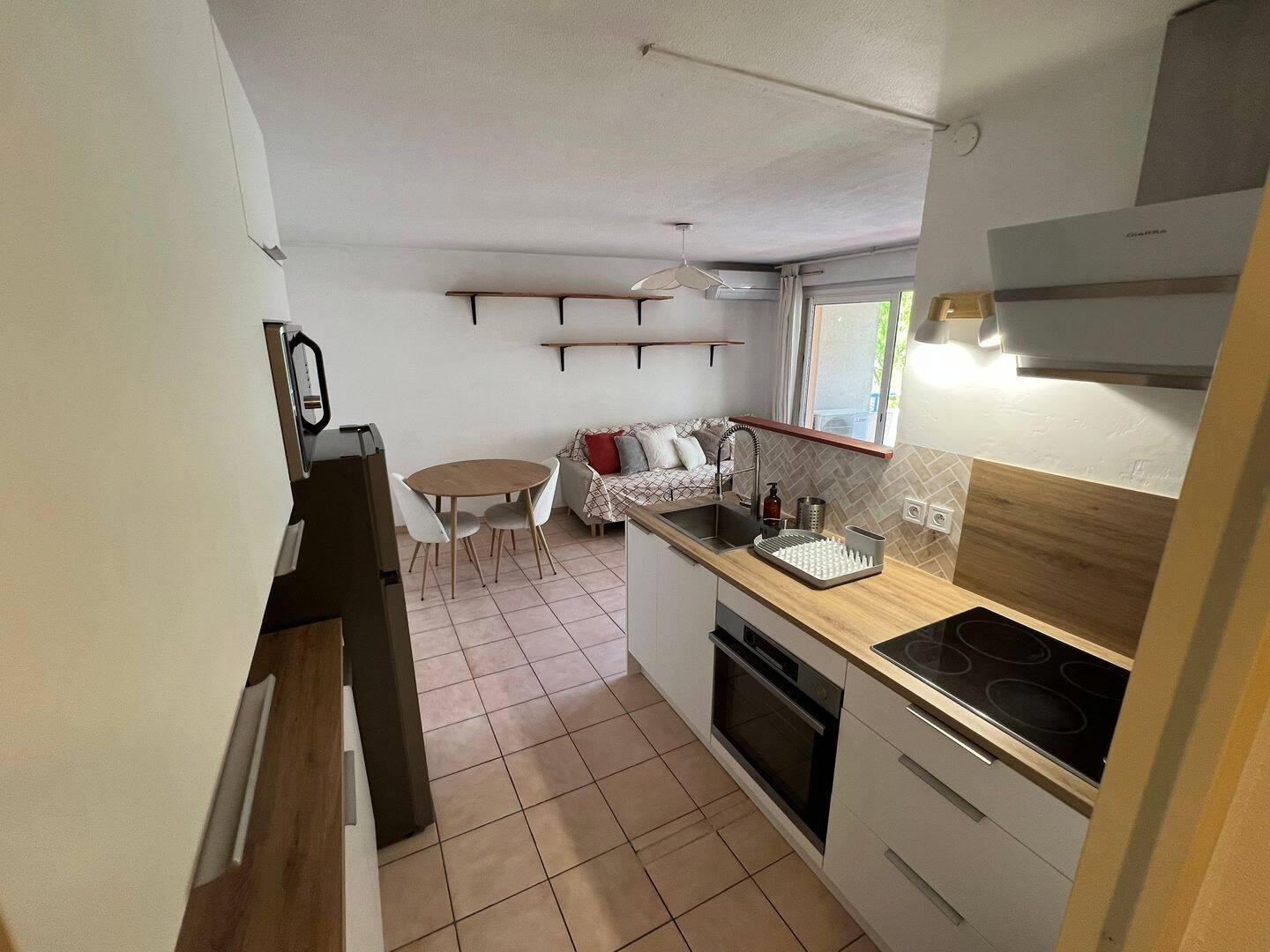 
                                                Location
                                                 Beau T2 meublé 34m² avec terrasse