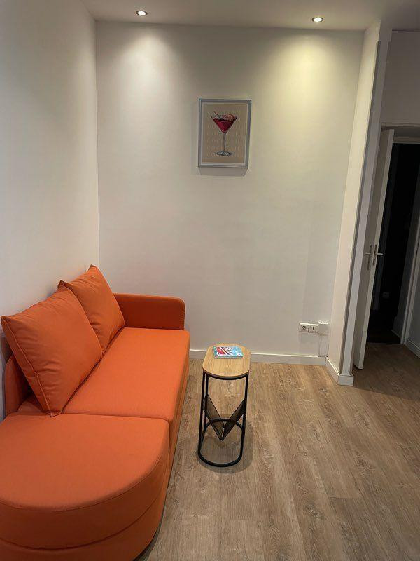 
                                                Location
                                                 Beau T2 meublé 36m² / Centre Grenoble