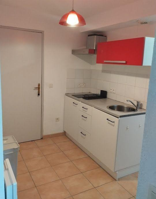 
                                                Location
                                                 Beau T2 meublé 36m² Timone