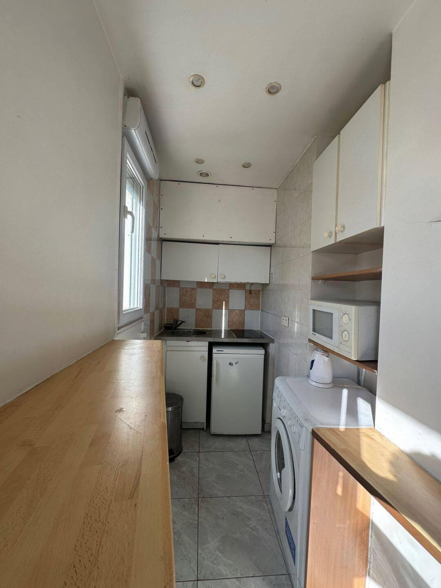 
                                                Location
                                                 Beau T2 meublé 37m² à Courbevoie La Défense