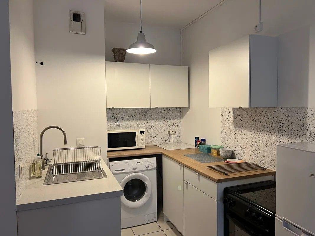 
                                                Location
                                                 Beau T2 meublé 38m² Rue de la Verrerie à Meudon