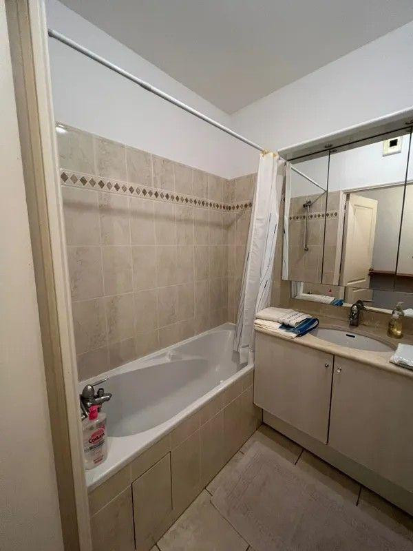 
                                                Location
                                                 Beau T2 meublé 38m² Rue de la Verrerie à Meudon