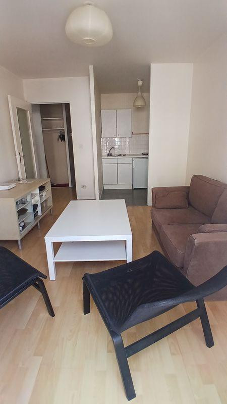 
                                                Location
                                                 Beau T2 meublé 39m² quartier ST MIHIEL