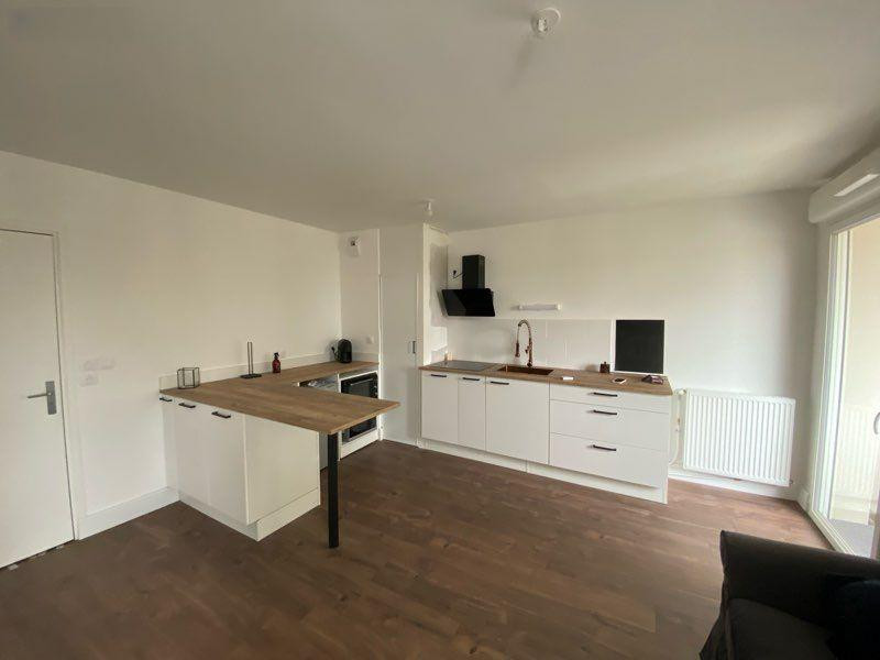 
                                                Location
                                                 Beau T2 meublé 40m² avec balcon