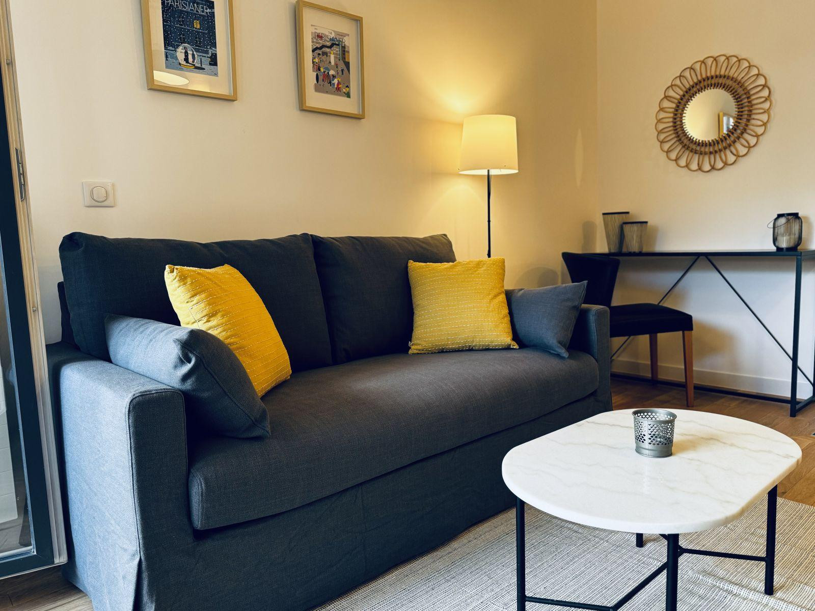 
                                                Location
                                                 Beau T2 meublé 40m² avec terrasse et parking