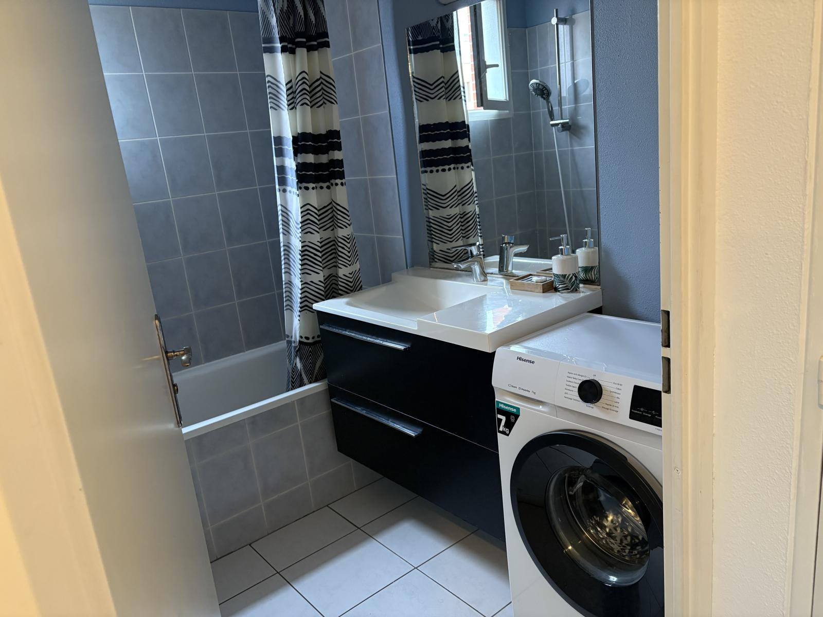 
                                                Location
                                                 Beau T2 MEUBLÉ 40m² Minimes/Barrière de Paris