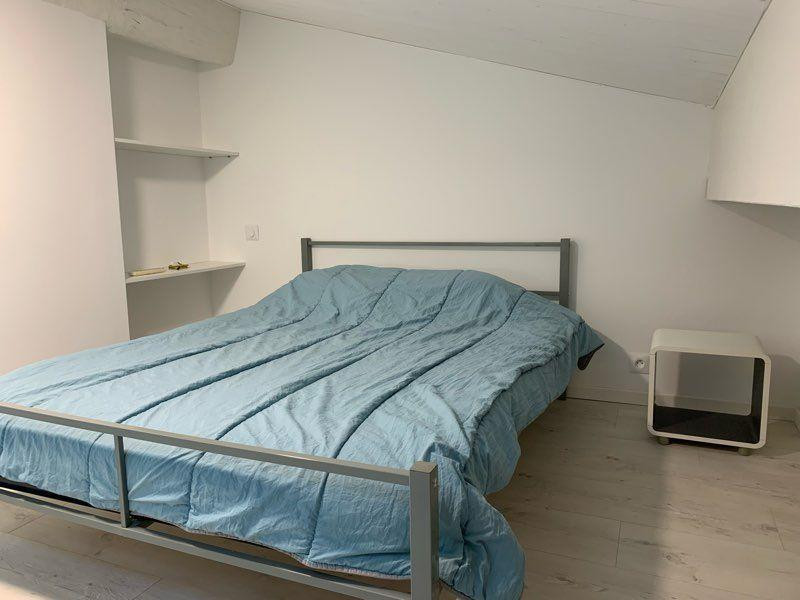 
                                                Location
                                                 Beau T2 meublé 40m²  Porte Cailhau