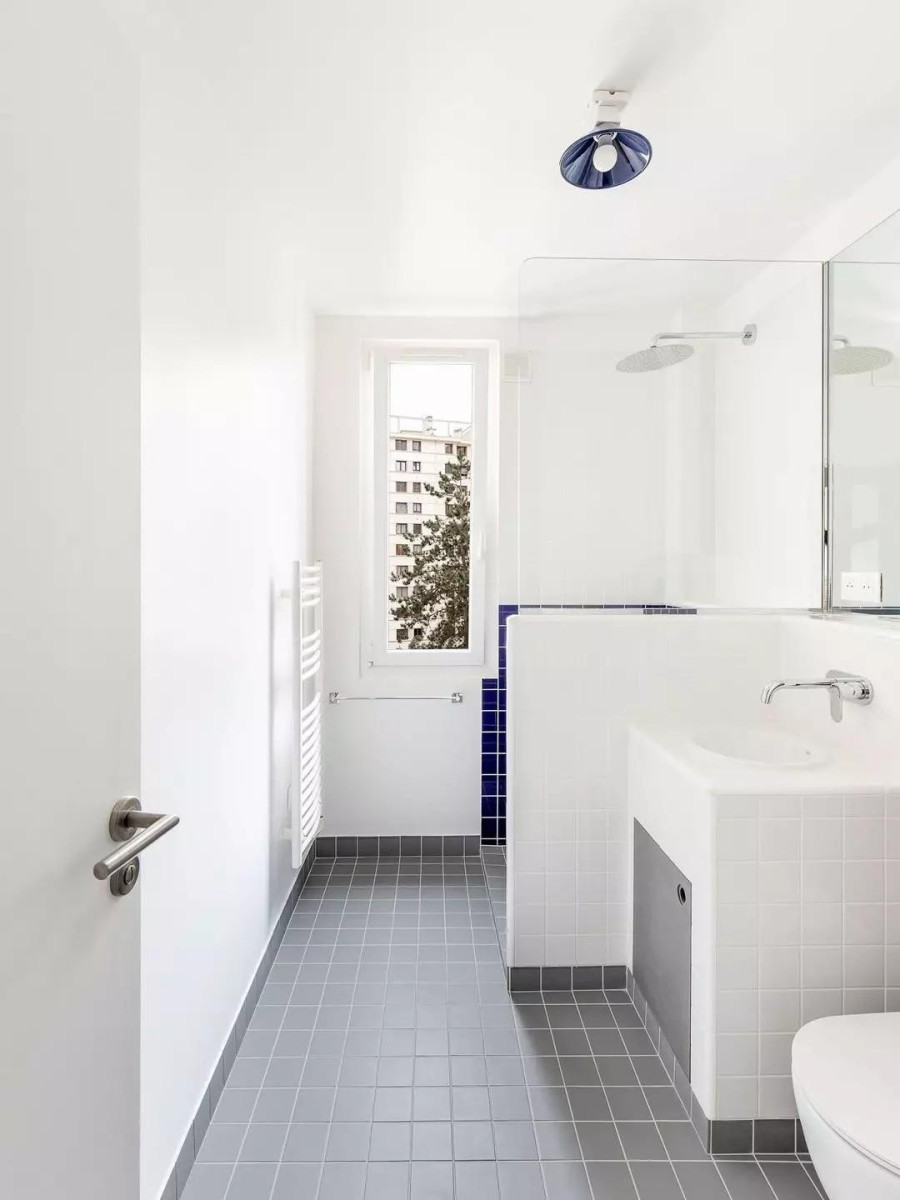 
                                                Location
                                                 Beau T2 meublé 40m² refait à neuf