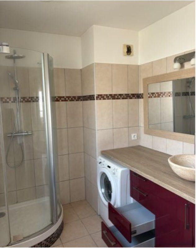 
                                                Location
                                                 Beau T2 meublé 45m² Chartrons