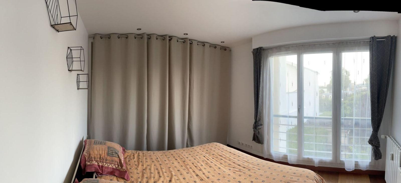 
                                                Location
                                                 Beau T2 meublé 45m² lumineux et refait à neuf