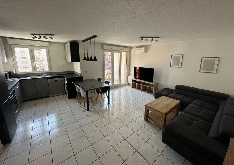 
                                                Location
                                                 Beau T2 meublé 47m² quartier de l’estacade