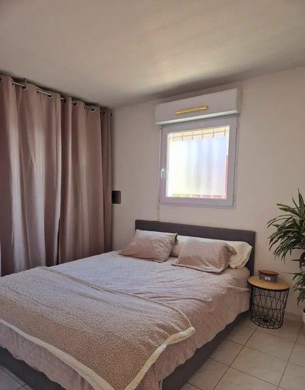 
                                                Location
                                                 Beau T2 meublé 48m², avec terrasse 26m²
