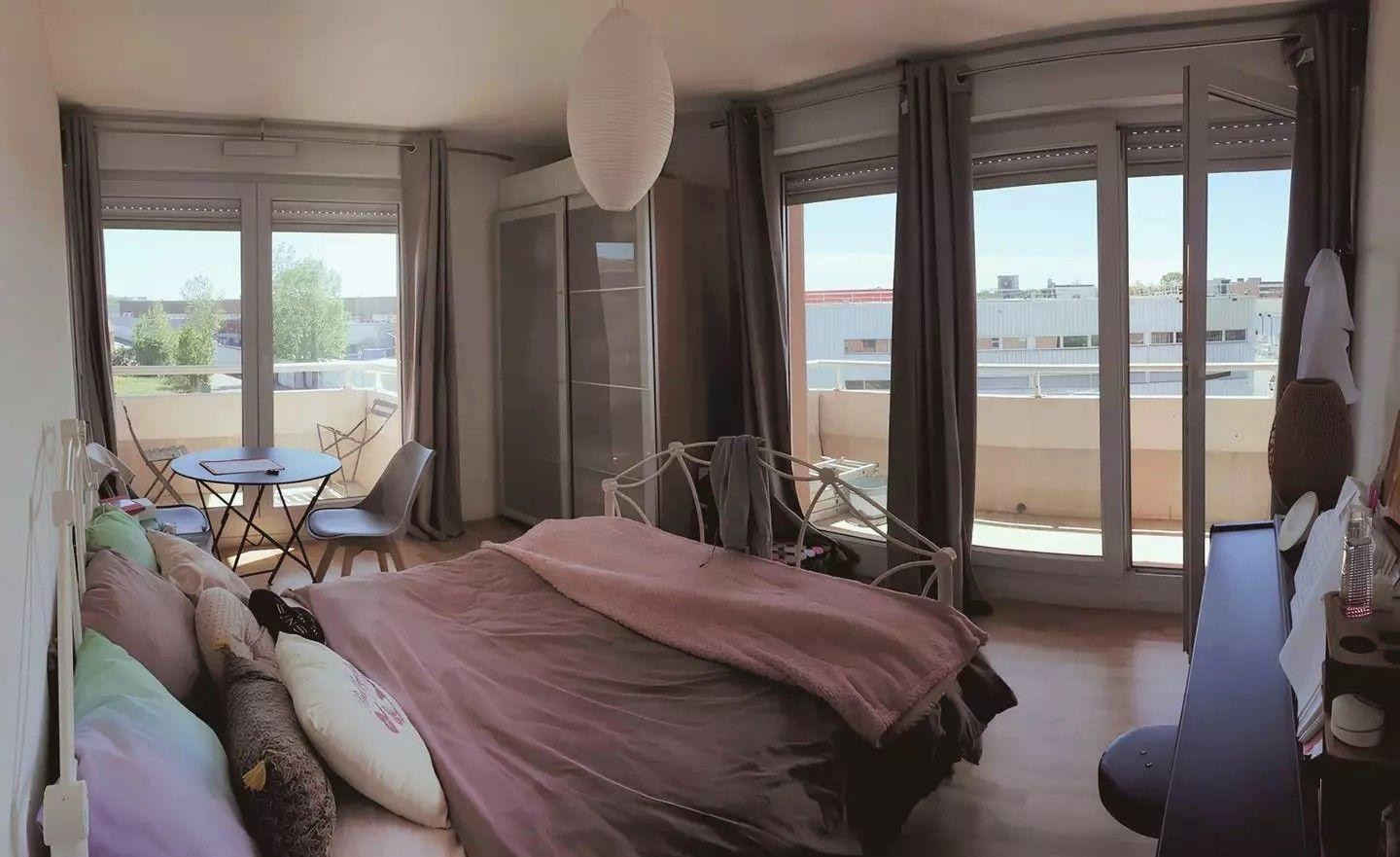 
                                                Location
                                                 Beau T2 meublé 49m² Purpan