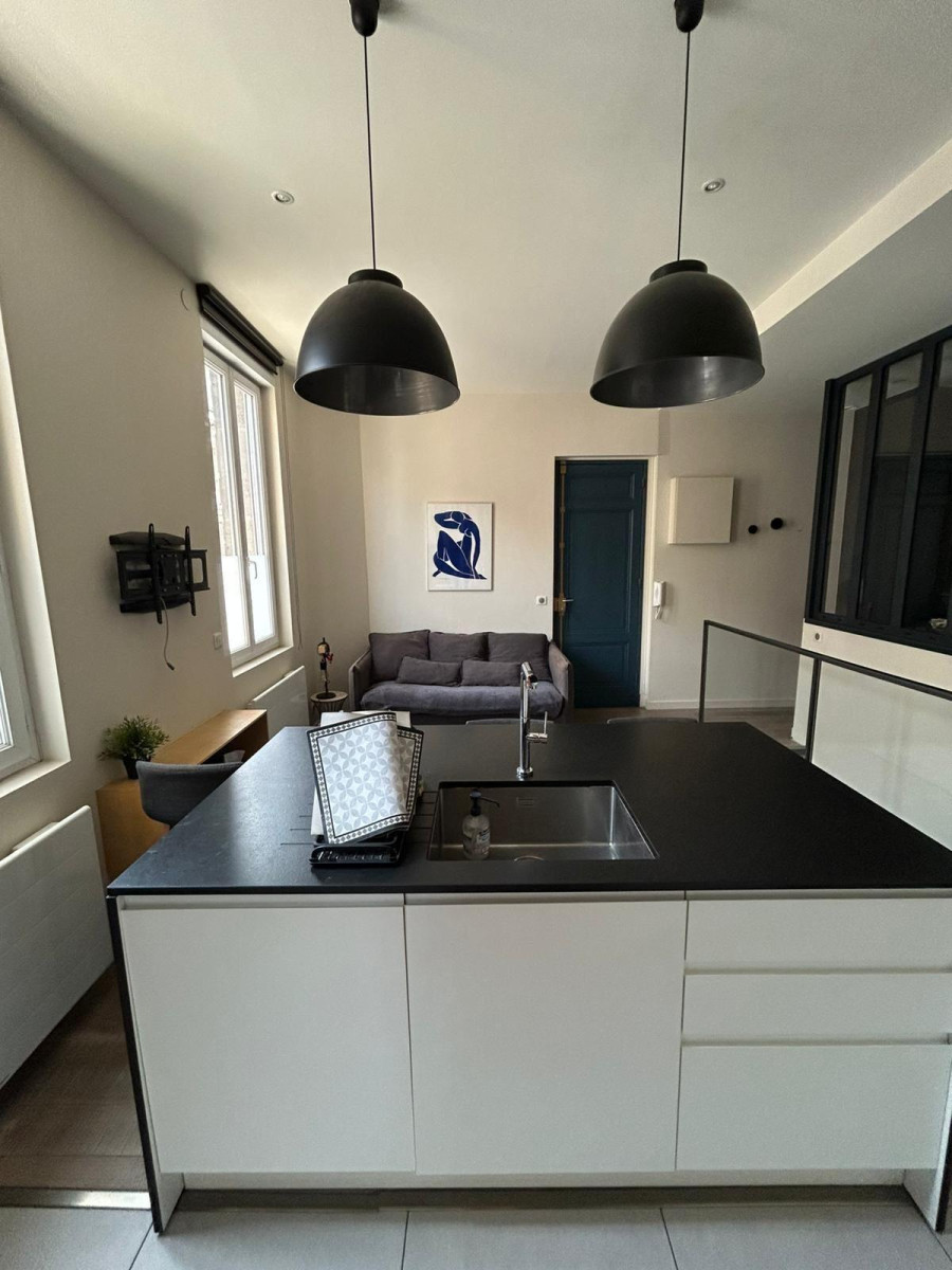 
                                                Location
                                                 Beau T2 meublé 50m² Gare Bordeaux
