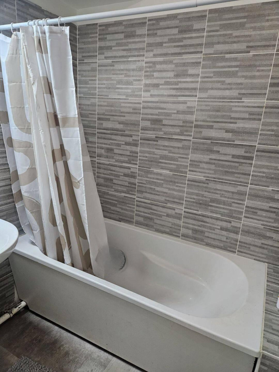 
                                                Location
                                                 Beau T2 meublé 50m² récent avec parking