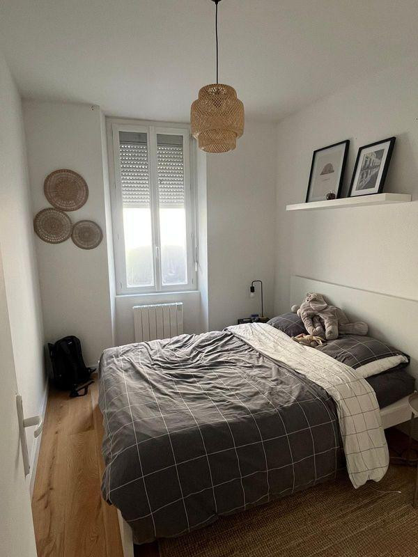 
                                                Location
                                                 Beau t2 meuble bdx centre rdc