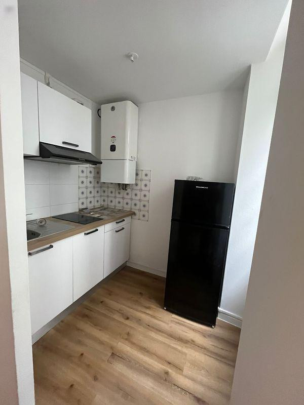 
                                                Location
                                                 Beau T2 meublé et rénové 35m² Quartier Bouffay